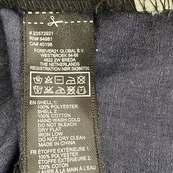 Forever 21. Shirt. Black/Blue Denim Design. Sz XS. - Picture 8 of 10